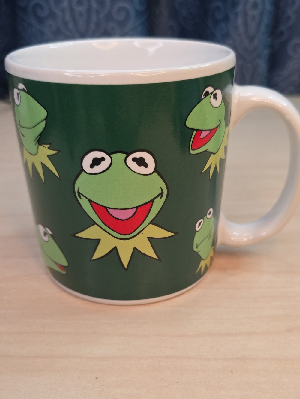 Vintage Applause Kermit the Frog Decal Coffee Cup/Mug 12 OZ The Muppets
